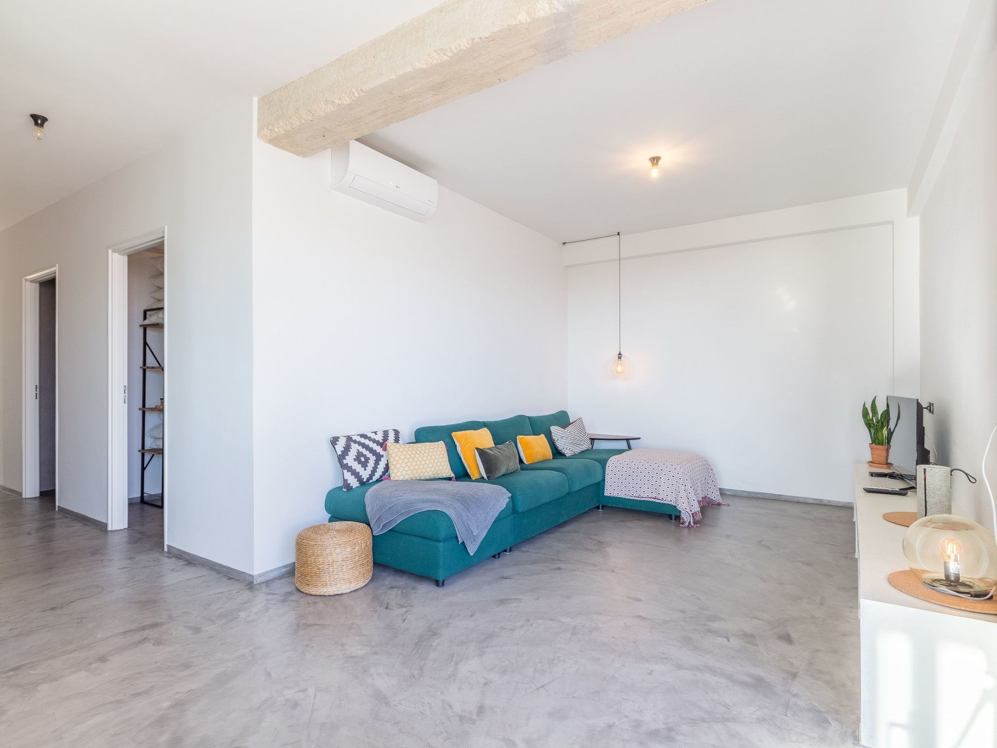 Demetra, moderne Villa mit Pool und Meerblick-Binnen