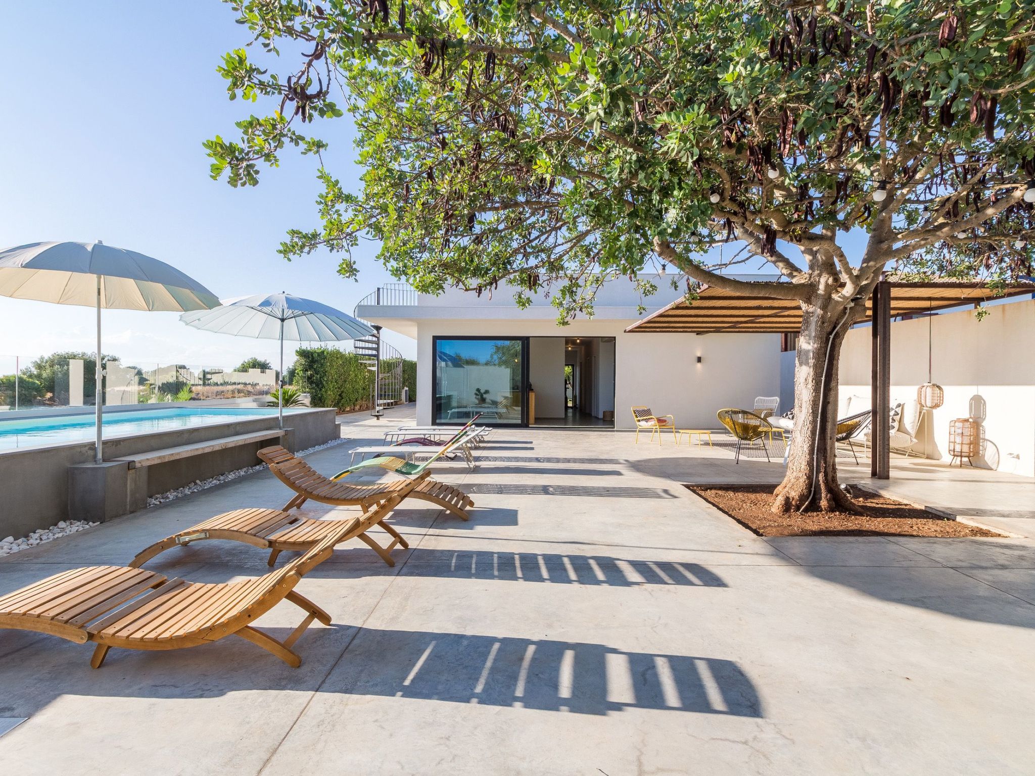 Demetra, moderne Villa mit Pool und Meerblick-Binnen