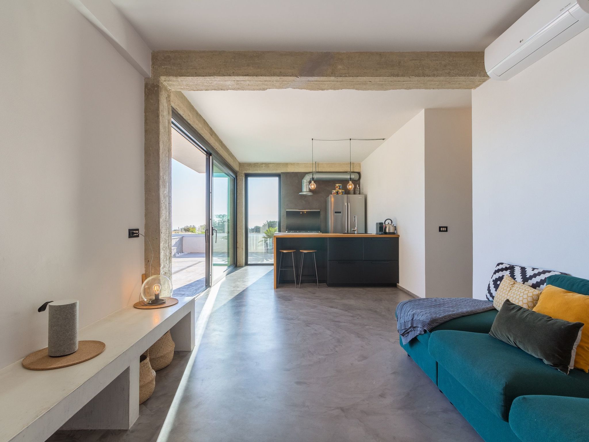 Demetra, moderne Villa mit Pool und Meerblick-Binnen