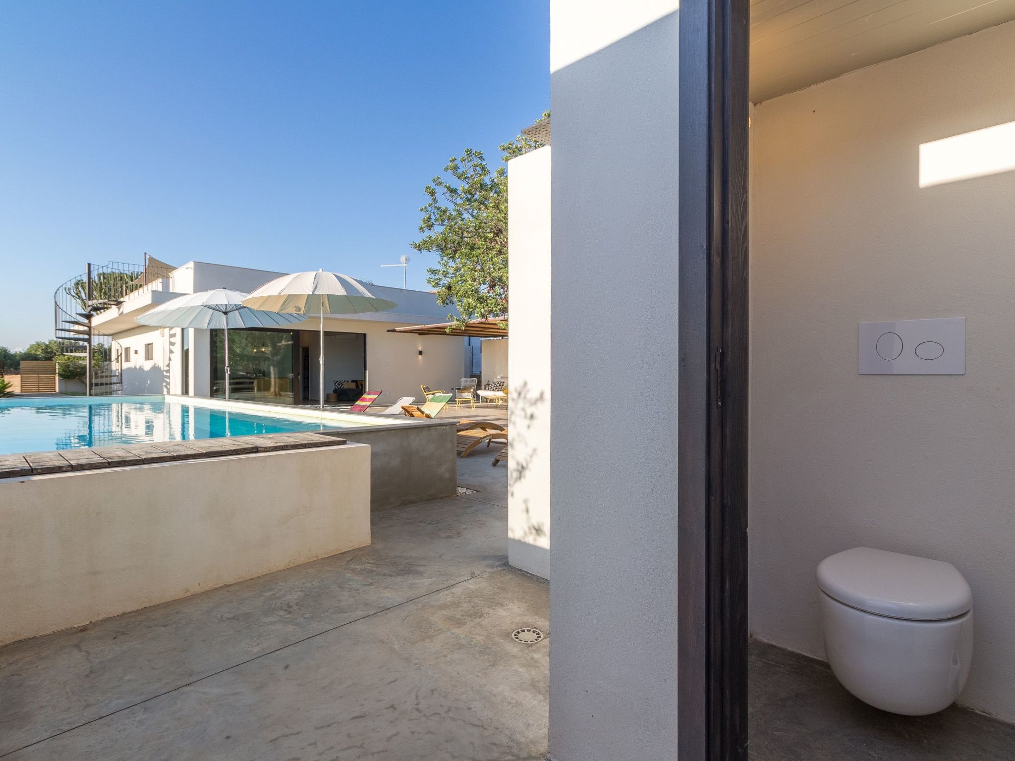 Demetra, moderne Villa mit Pool und Meerblick-Binnen