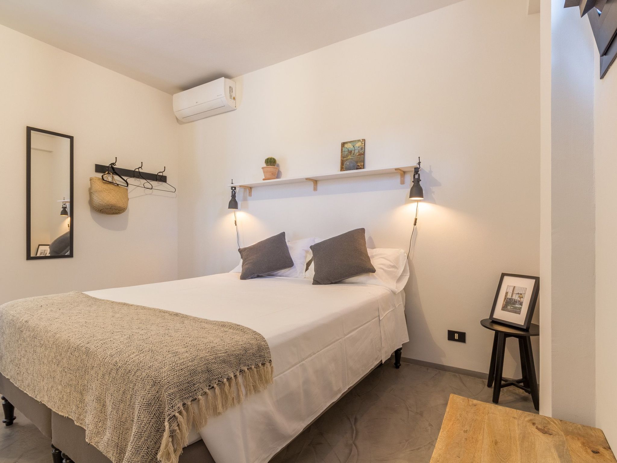 Demetra, moderne Villa mit Pool und Meerblick-Binnen