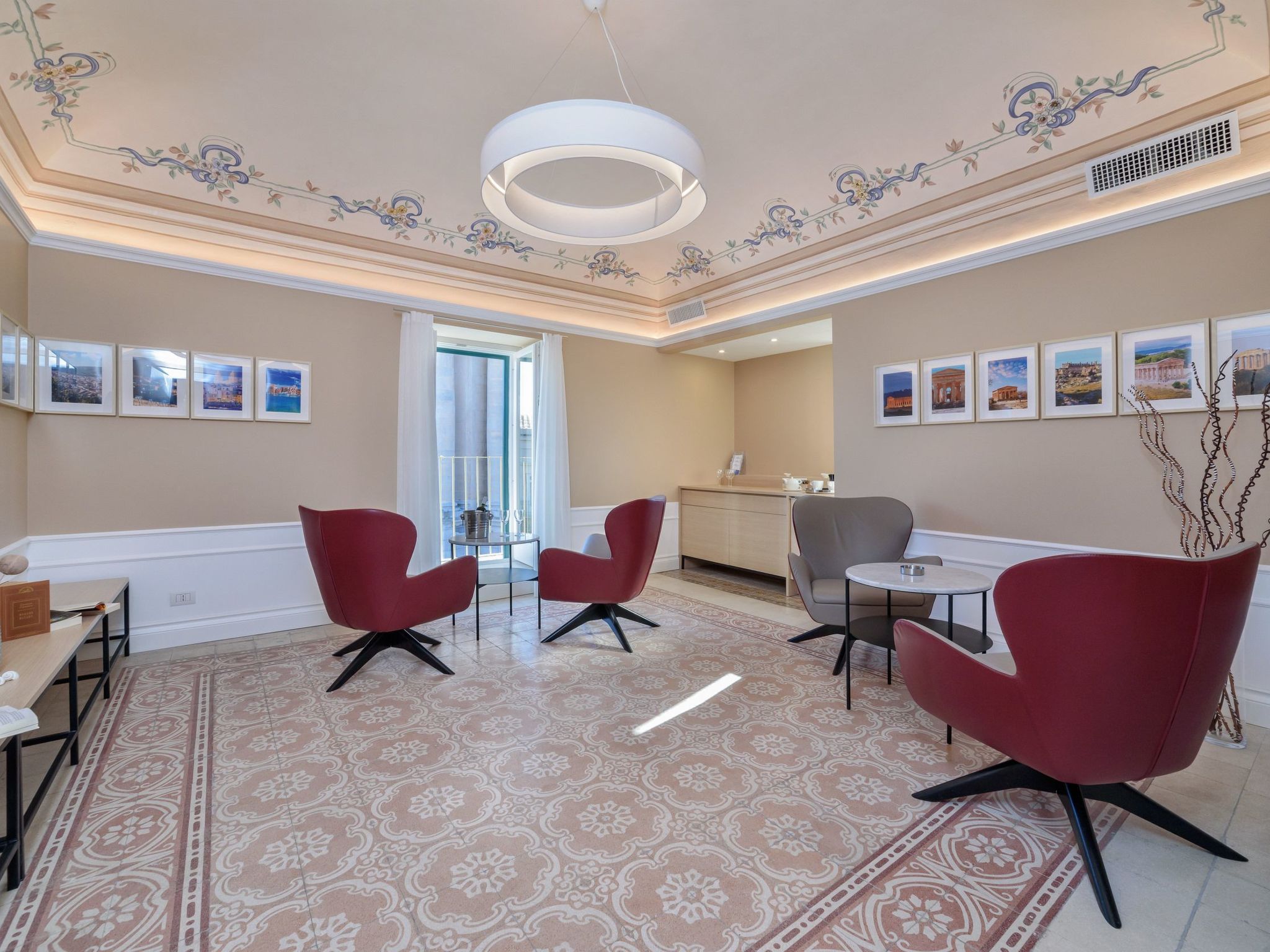 Großes Appartement in Ragusa mit Kleinem Balkon-Image-tags.info