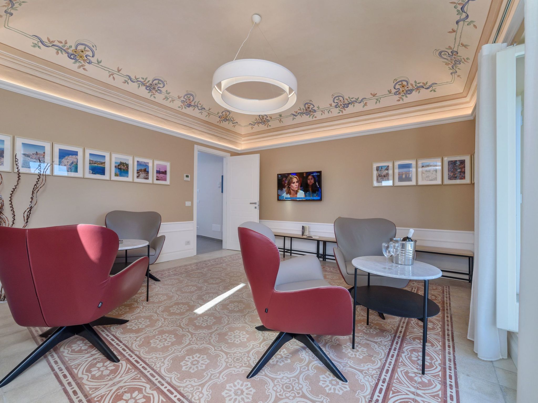 Großes Appartement in Ragusa mit Kleinem Balkon-Image-tags.info