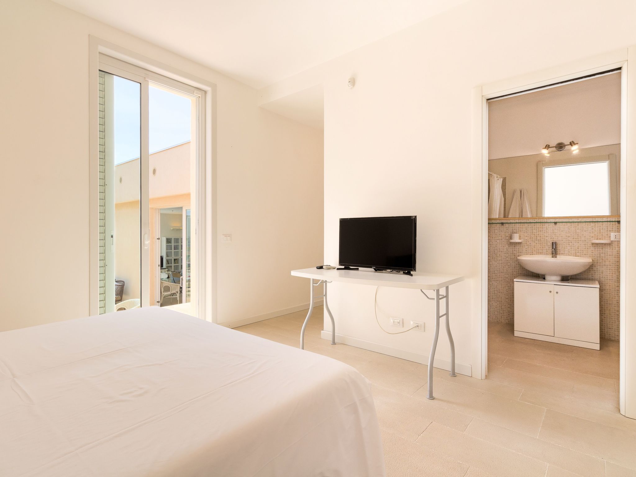 In Ragusa mit Möblierter Terrasse-Binnen