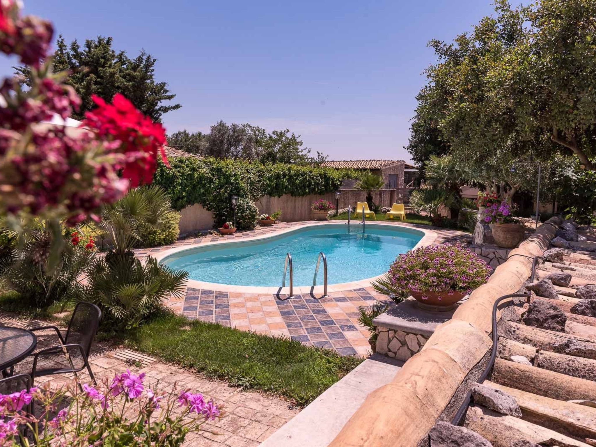 "Villa mit Pool-Binnen