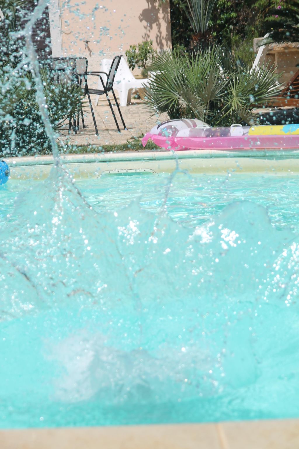 "Villa mit Pool-Binnen