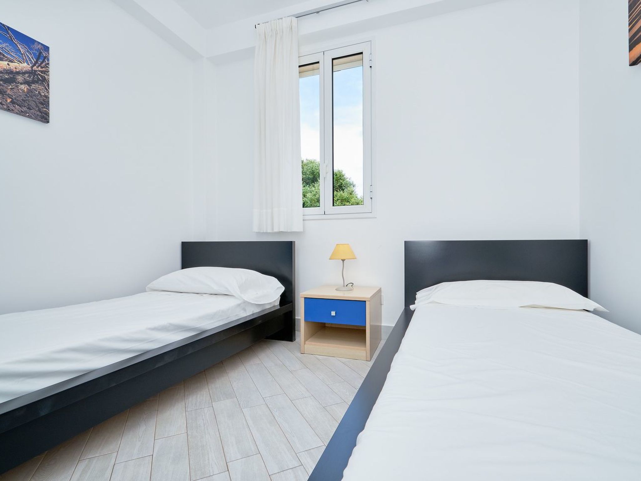 In Marina Di Ragusa mit Garten und Terrasse-Binnen