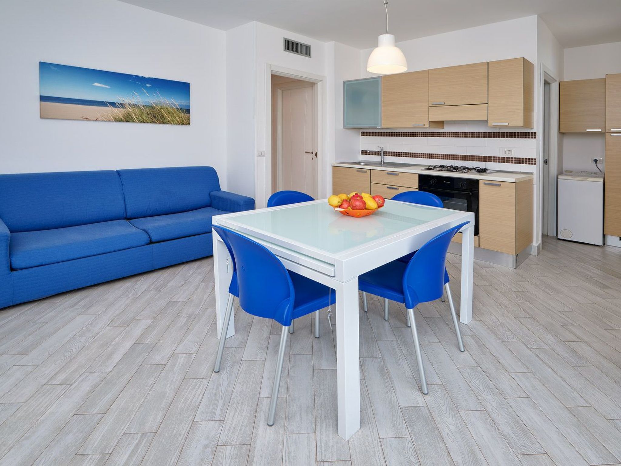 In Marina Di Ragusa mit Garten und Terrasse-Binnen