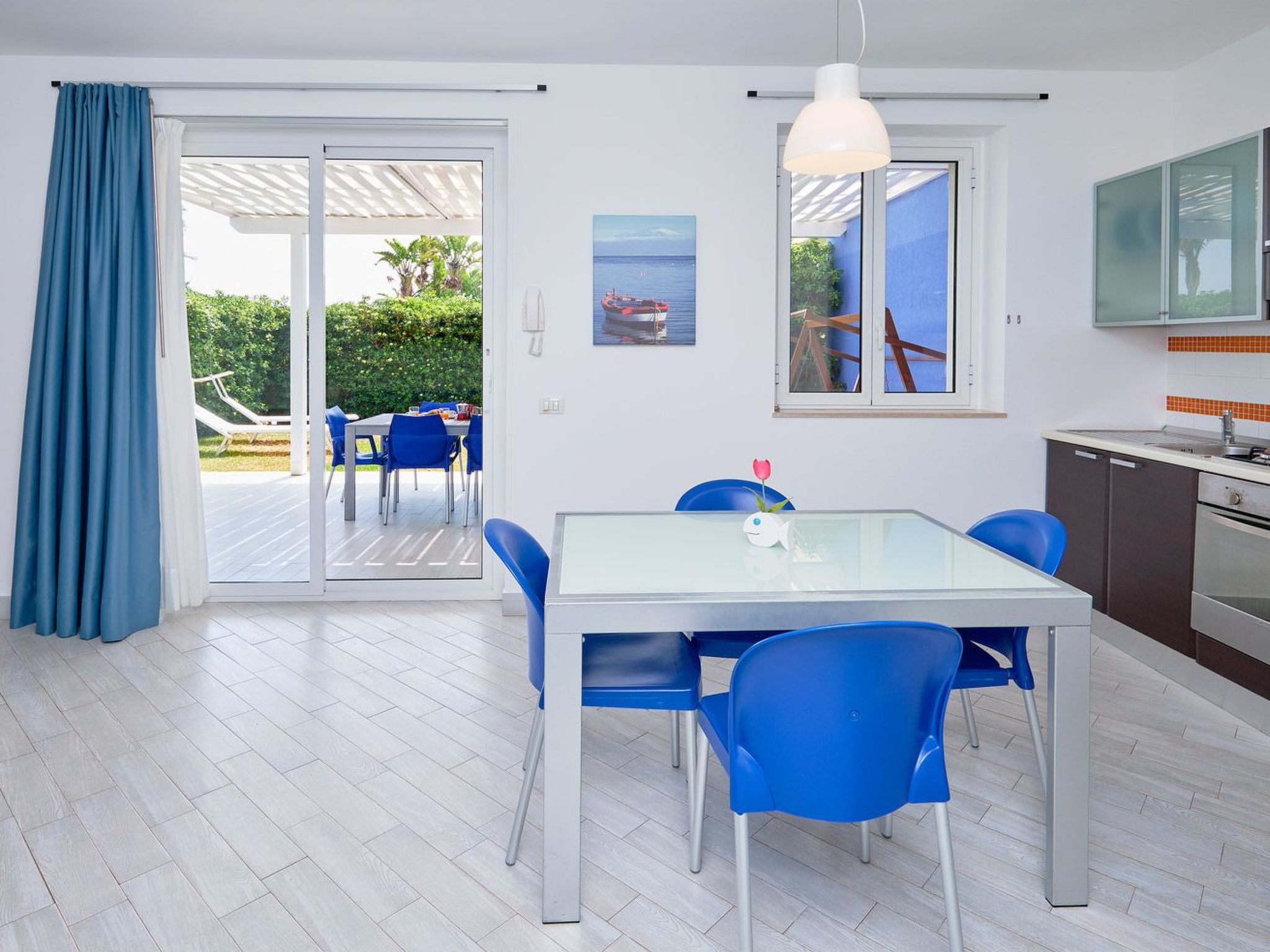 In Marina Di Ragusa mit Terrasse, Grill und Garten-Binnen