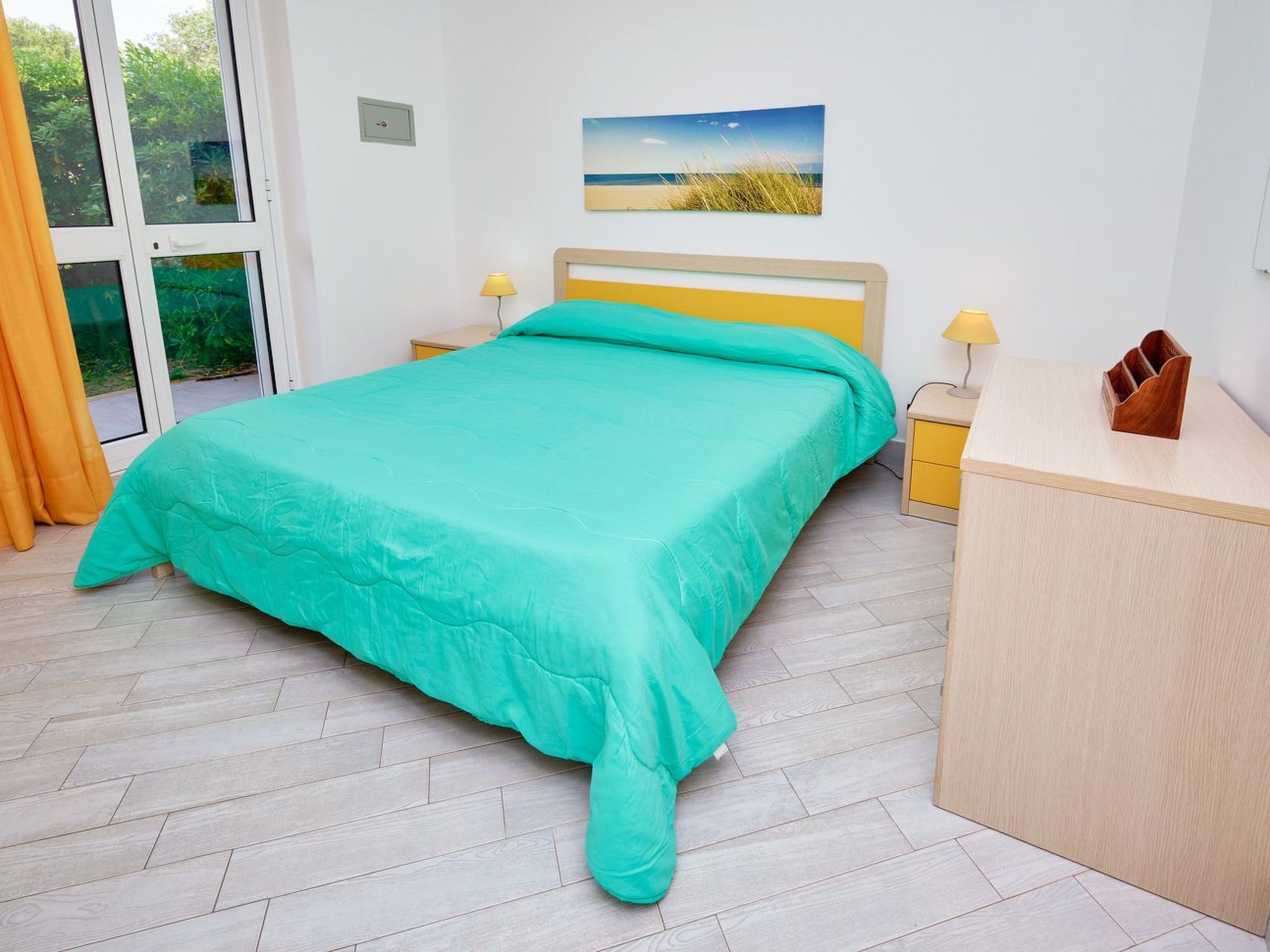 In Marina Di Ragusa mit Terrasse, Grill und Garten-Binnen