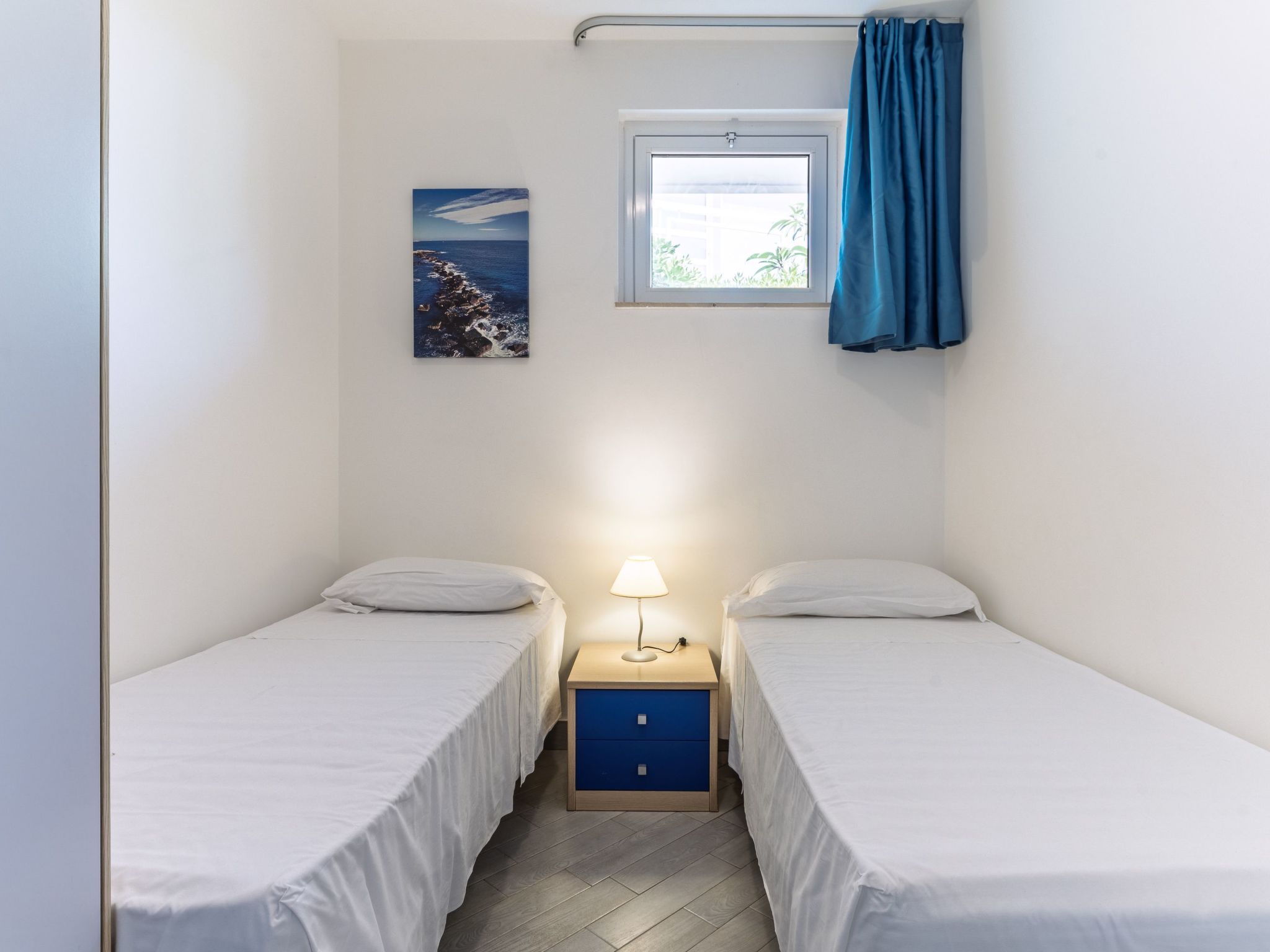 In Marina Di Ragusa mit Terrasse, Grill und Garten-Binnen