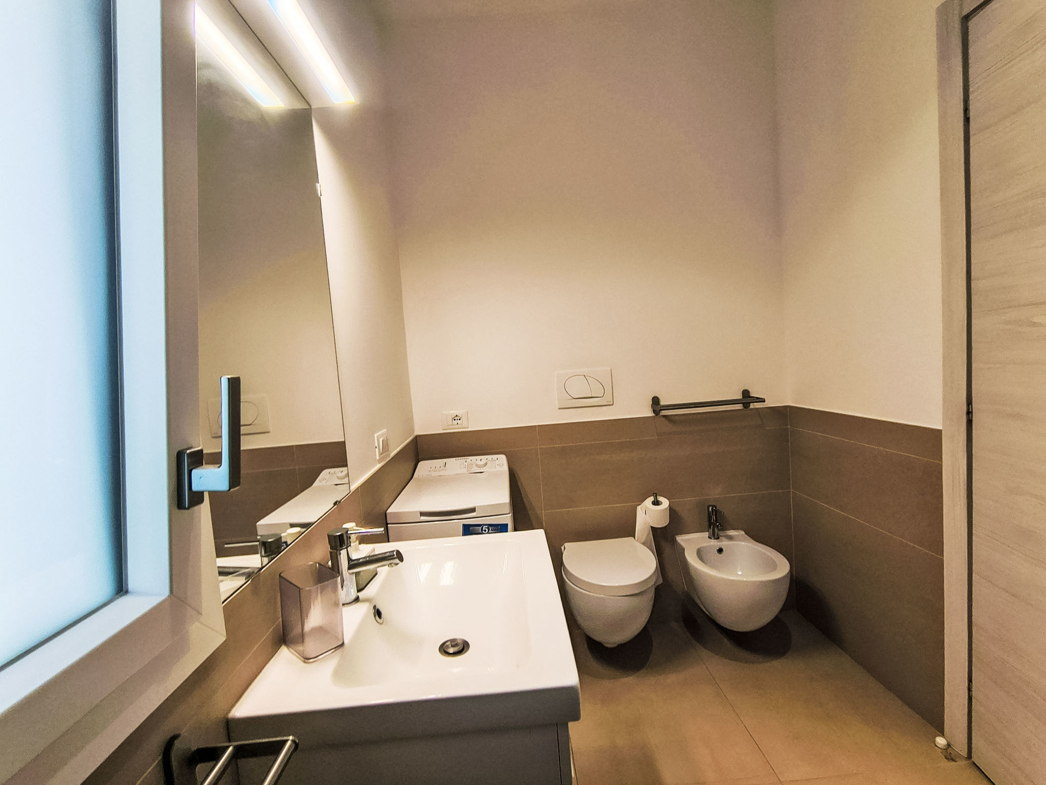 Beach House Apartment - Binnen