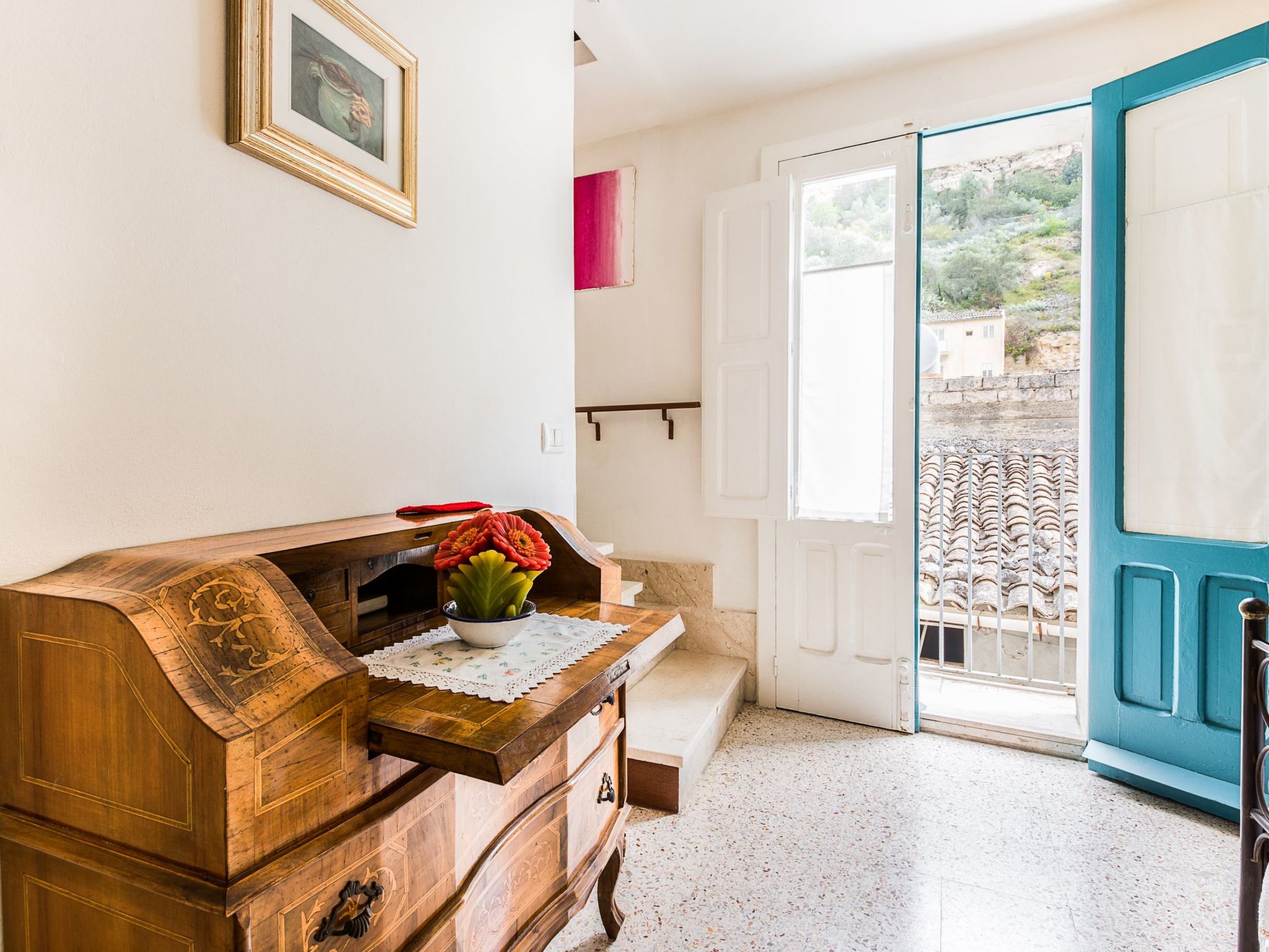 Steinhaus mit Panoramadachterrasse-Binnen