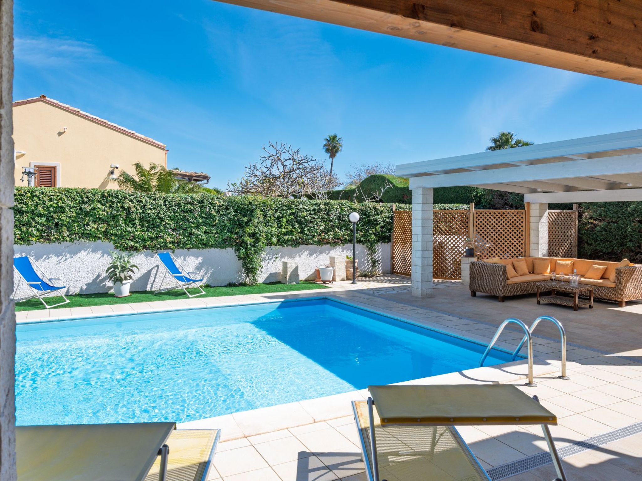 Sterlizia, Villa mit Pool in Meeresnähe-Inside