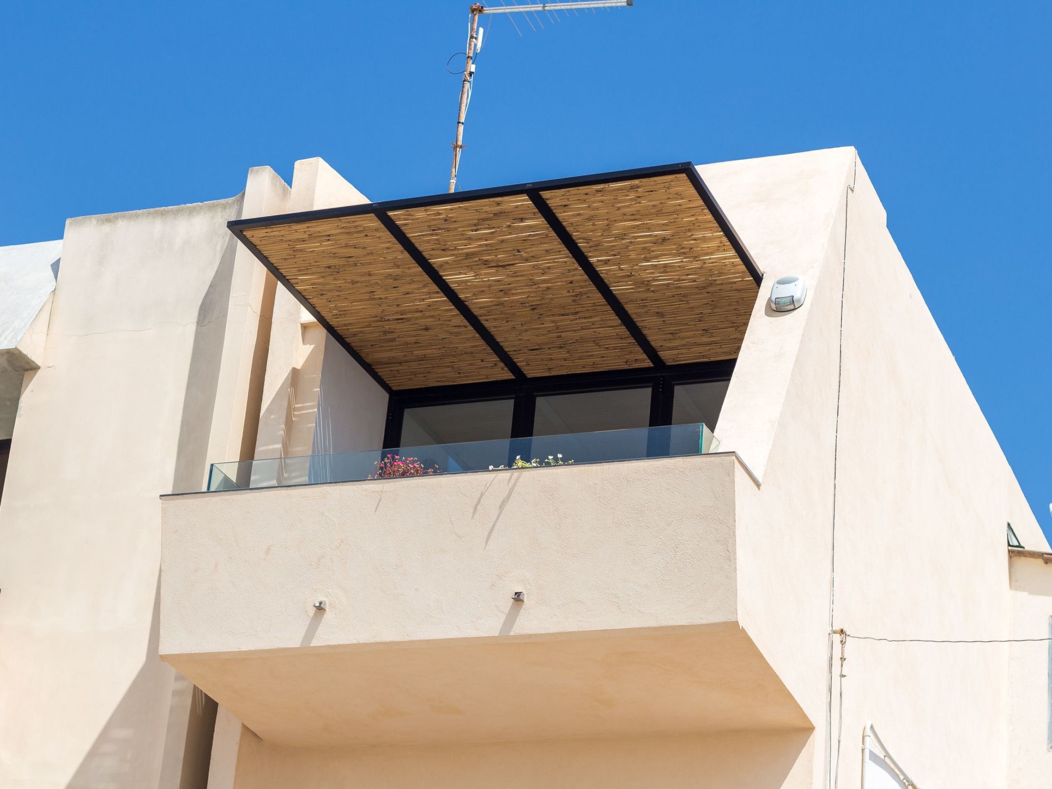 Charmante Wohnung in Donnalucata mit Möblierter Terrasse-Binnen