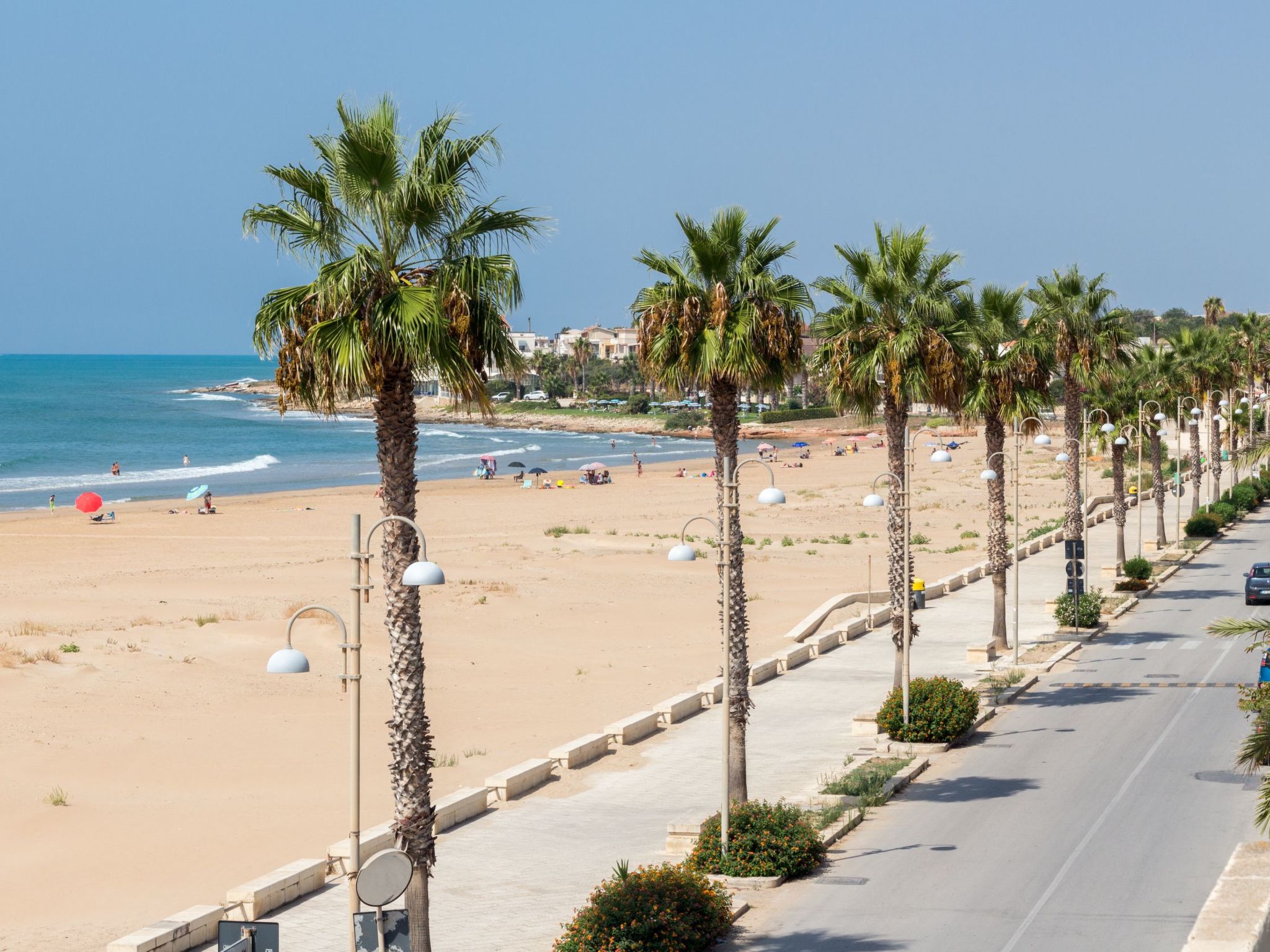 Charmante Wohnung in Donnalucata mit Möblierter Terrasse-Binnen