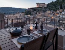 Nettes Appartement in Scicli mit Möblierter Terrasse