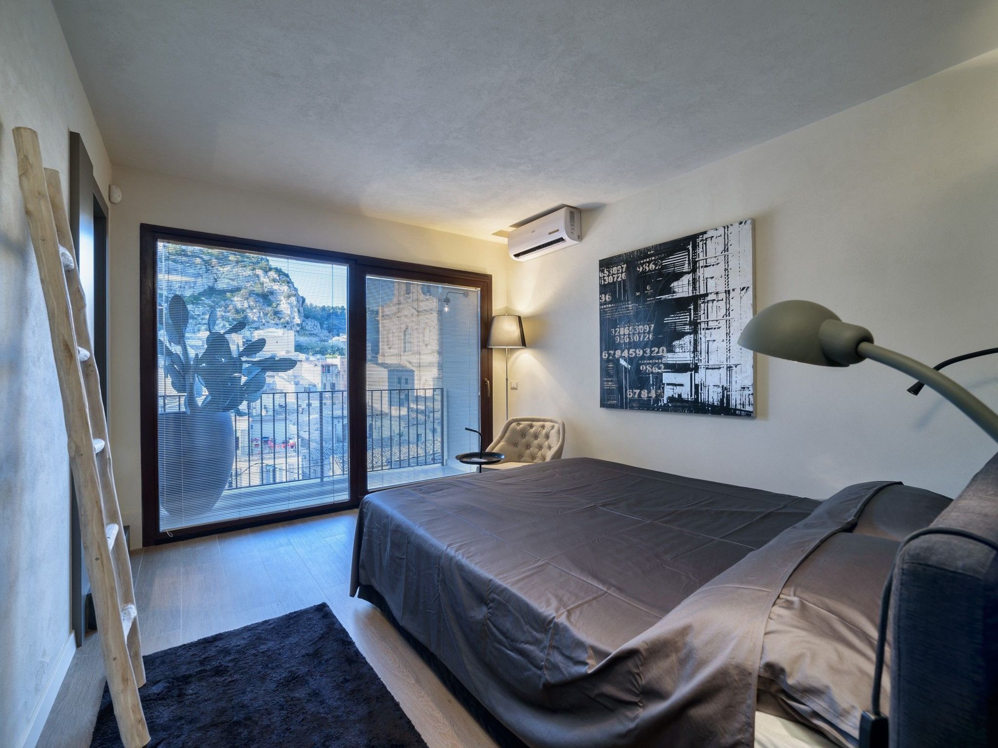 Nettes Appartement in Scicli mit Möblierter Terrasse-Binnen