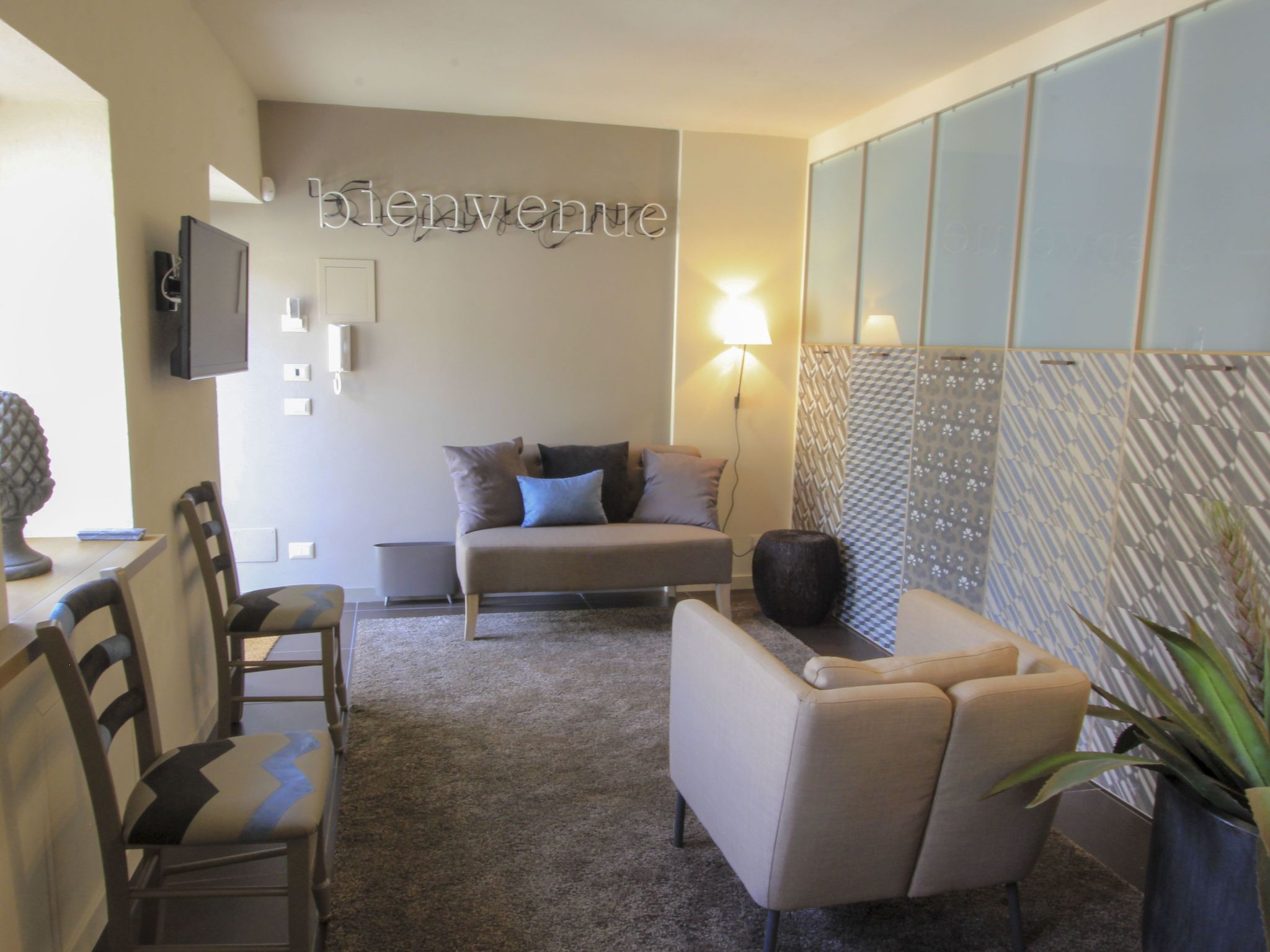 Nettes Appartement in Scicli mit Möblierter Terrasse-Binnen