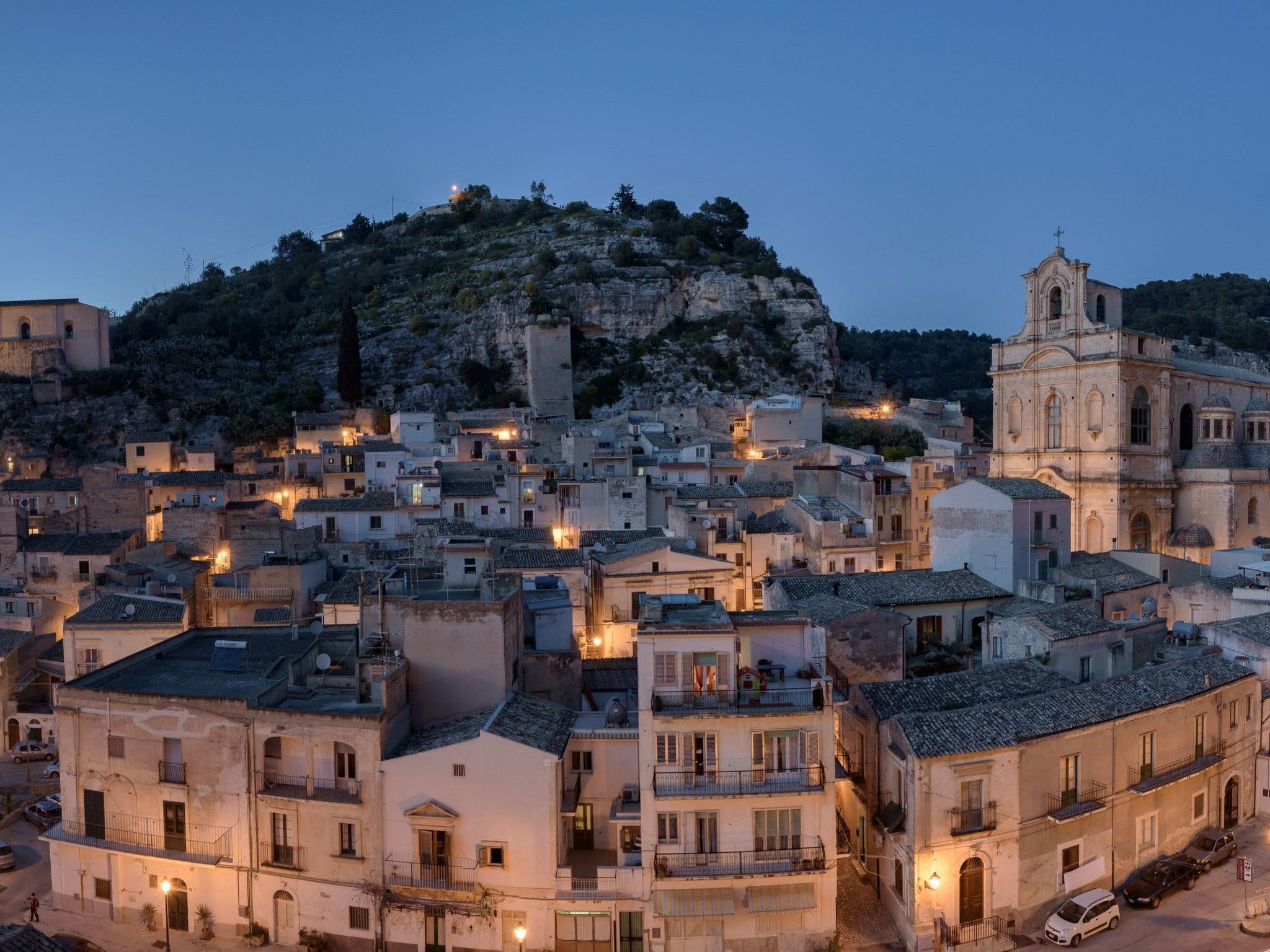 Aristoteles, Wohnung mit Blick in die Nähe des Zentrums von Scicli-Dedans