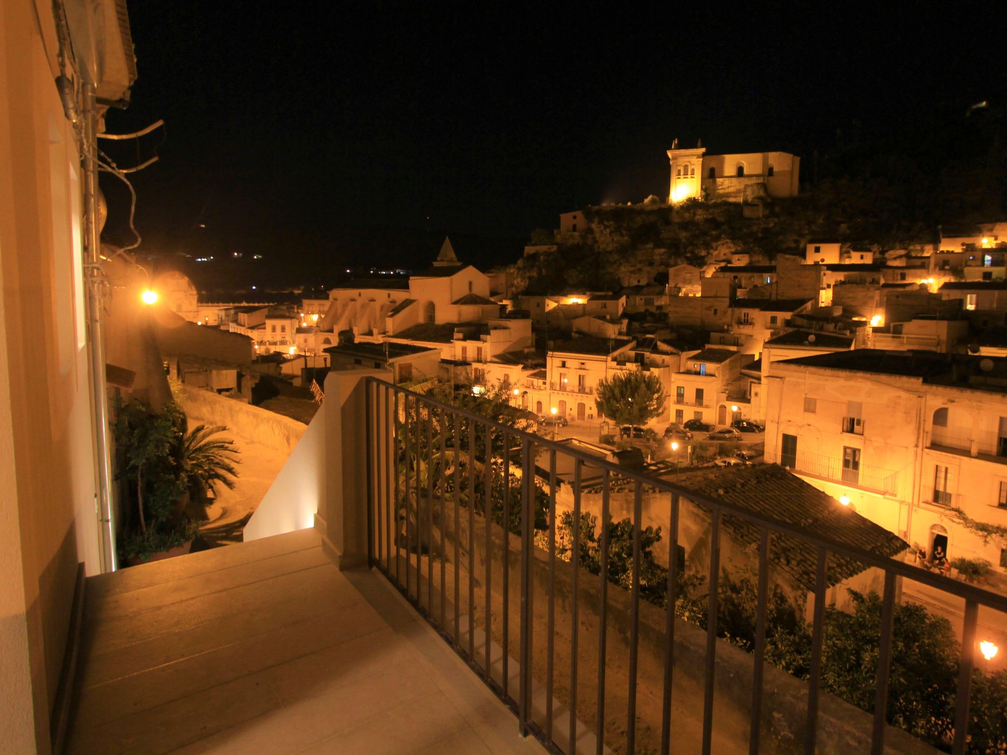 Aristoteles, Wohnung mit Blick in die Nähe des Zentrums von Scicli-Dedans