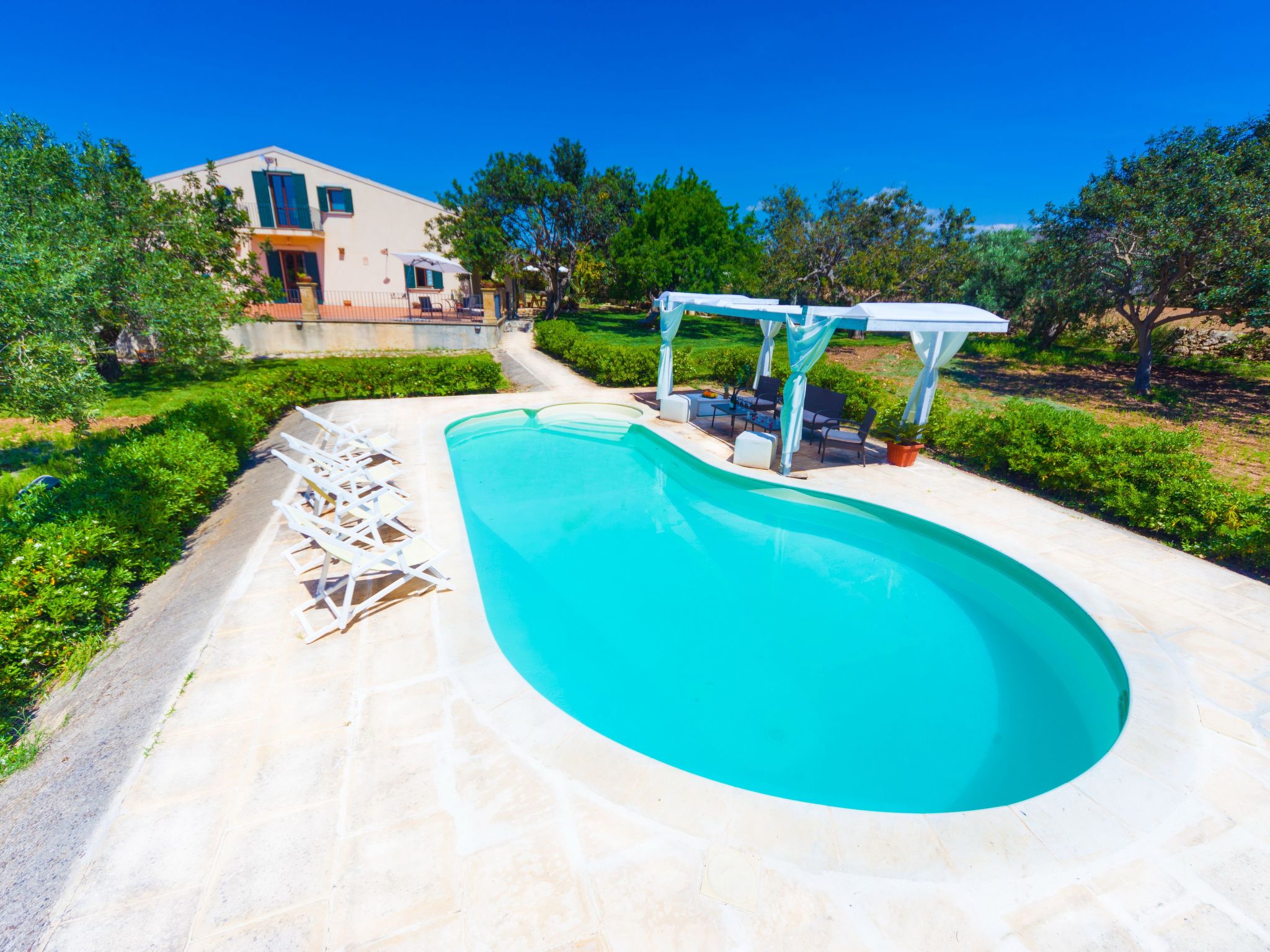 Ferienvilla 'Mamma Ginevra' mit privatem Pool-Binnen