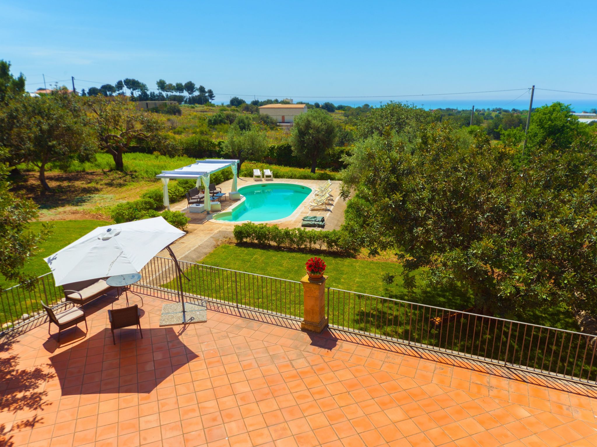 Ferienvilla 'Mamma Ginevra' mit privatem Pool-Binnen