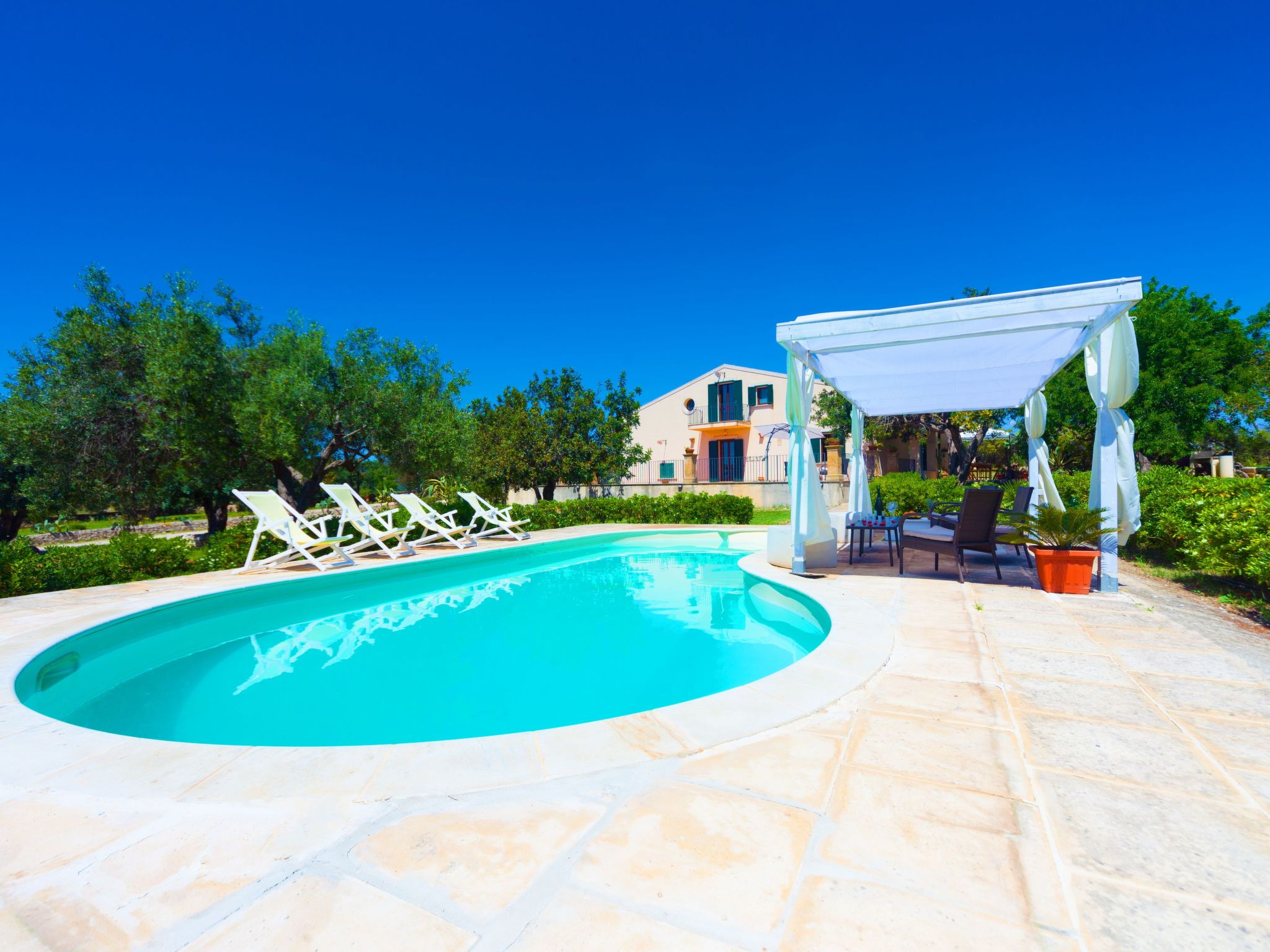 Ferienvilla 'Mamma Ginevra' mit privatem Pool-Binnen