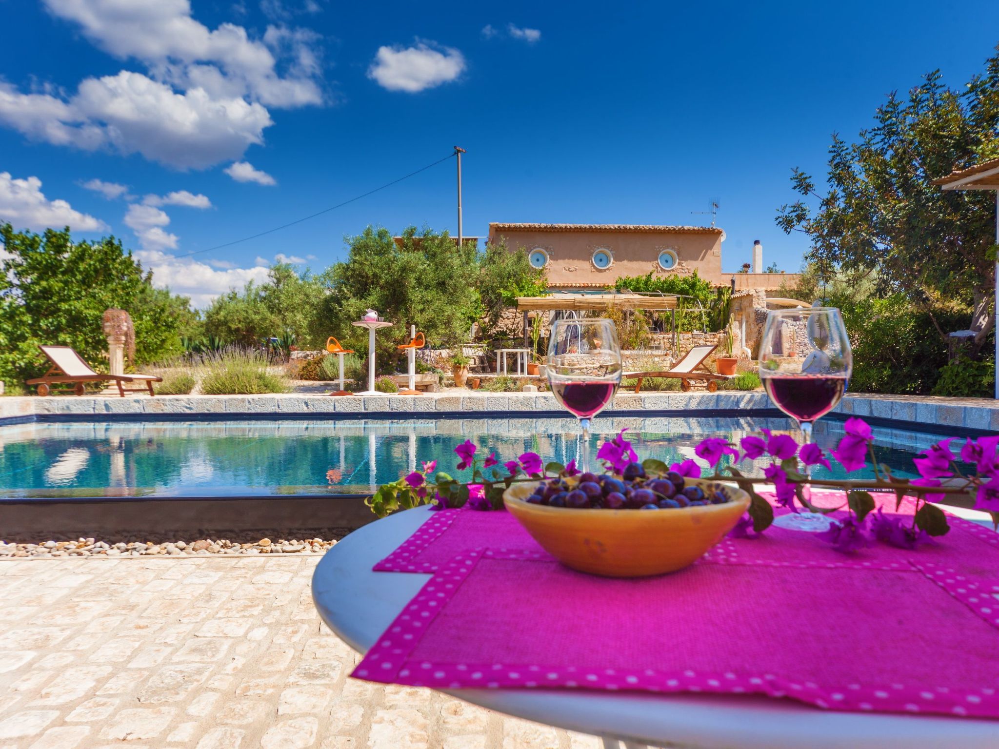 Villa 'Mamma Sandra' mit privatem Pool-Binnen