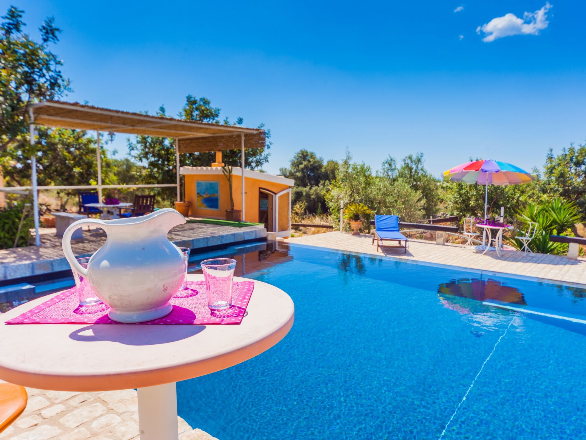 Villa 'Mamma Sandra' mit privatem Pool-Binnen