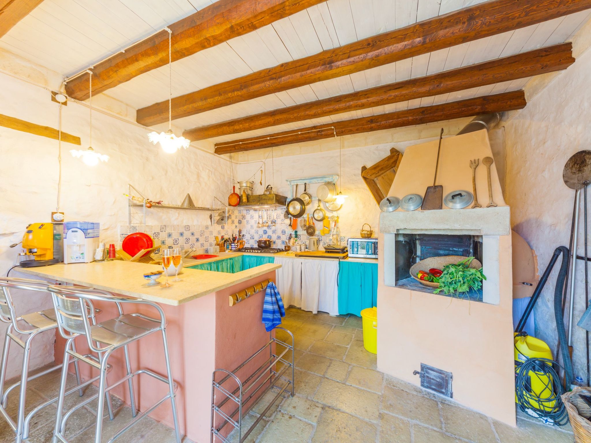 Villa 'Mamma Sandra' mit privatem Pool-Binnen