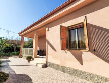 Vrijstaande woning Giaquinta op 300 meter van zee in Marina di Modica - thumbnail 2
