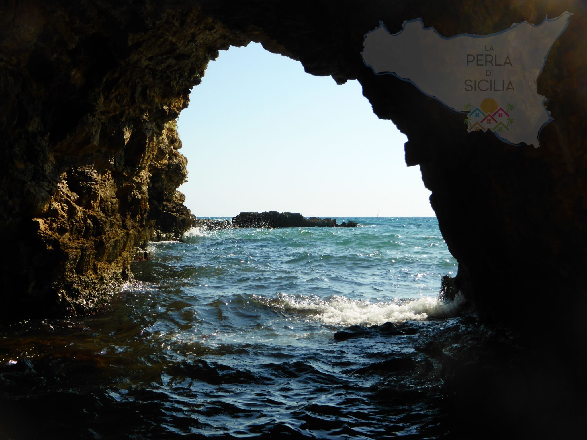Schöner zentraler Bungalow direkt am Sandstrand auf Sizilien-Binnen
