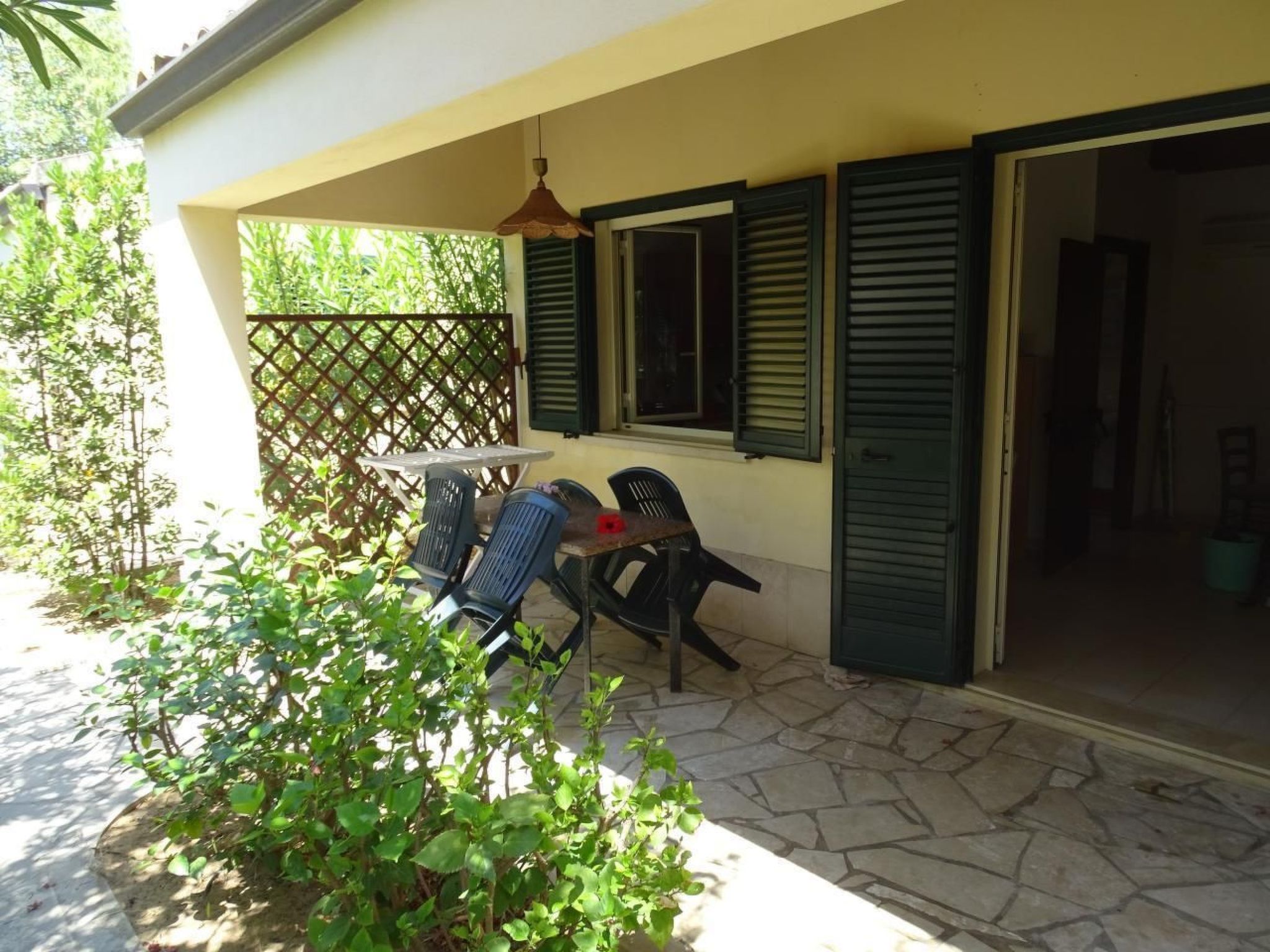 Schöner zentraler Bungalow direkt am Sandstrand auf Sizilien-Binnen