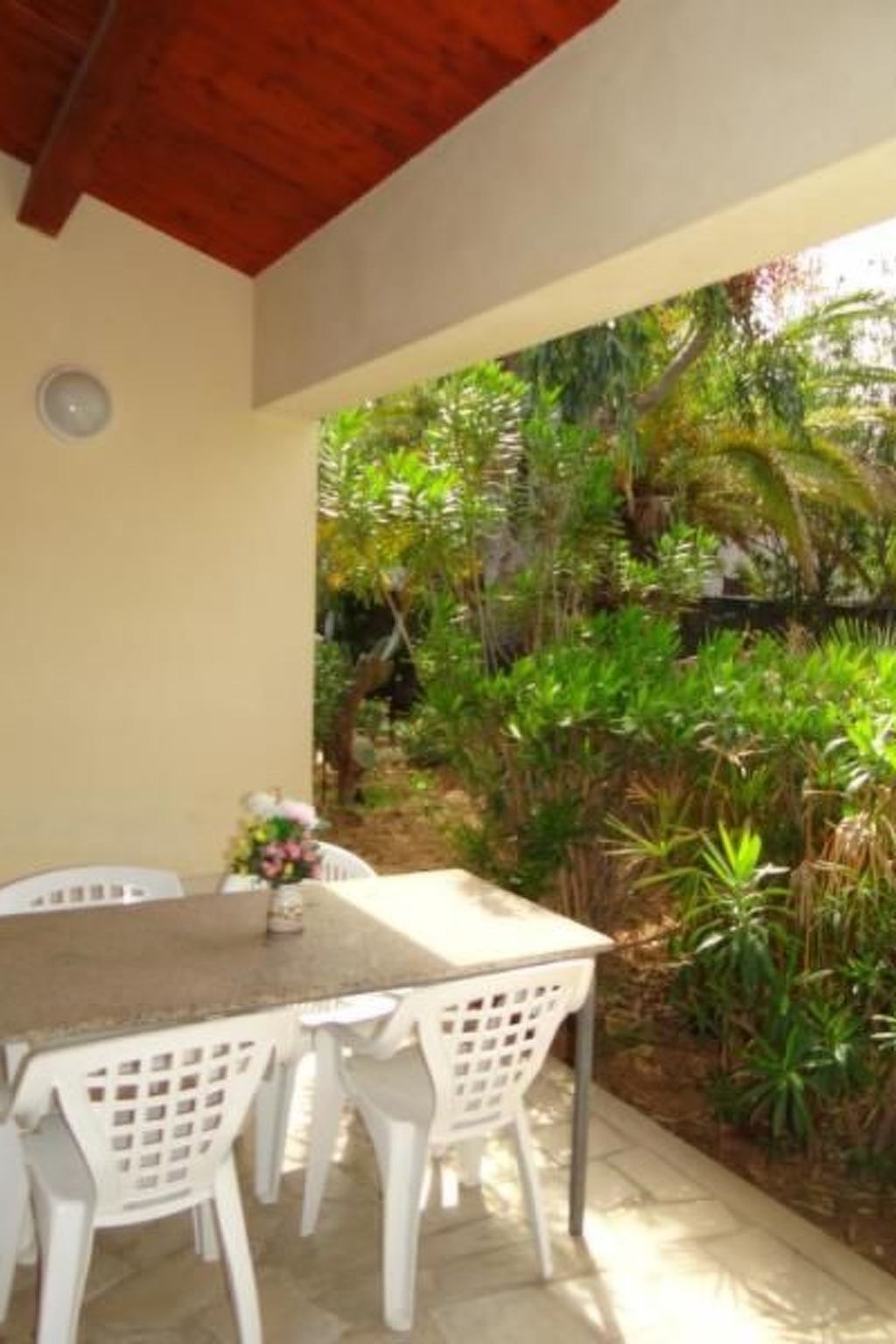 Schöner zentraler Bungalow direkt am Sandstrand auf Sizilien-Dedans