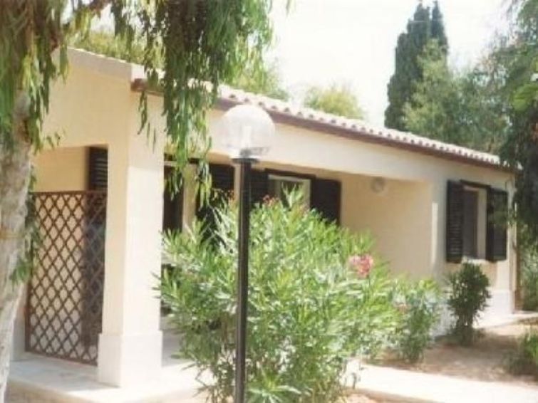 Vakantiehuis aan zee in het centrum van Marina di Modica in Marina di Modica