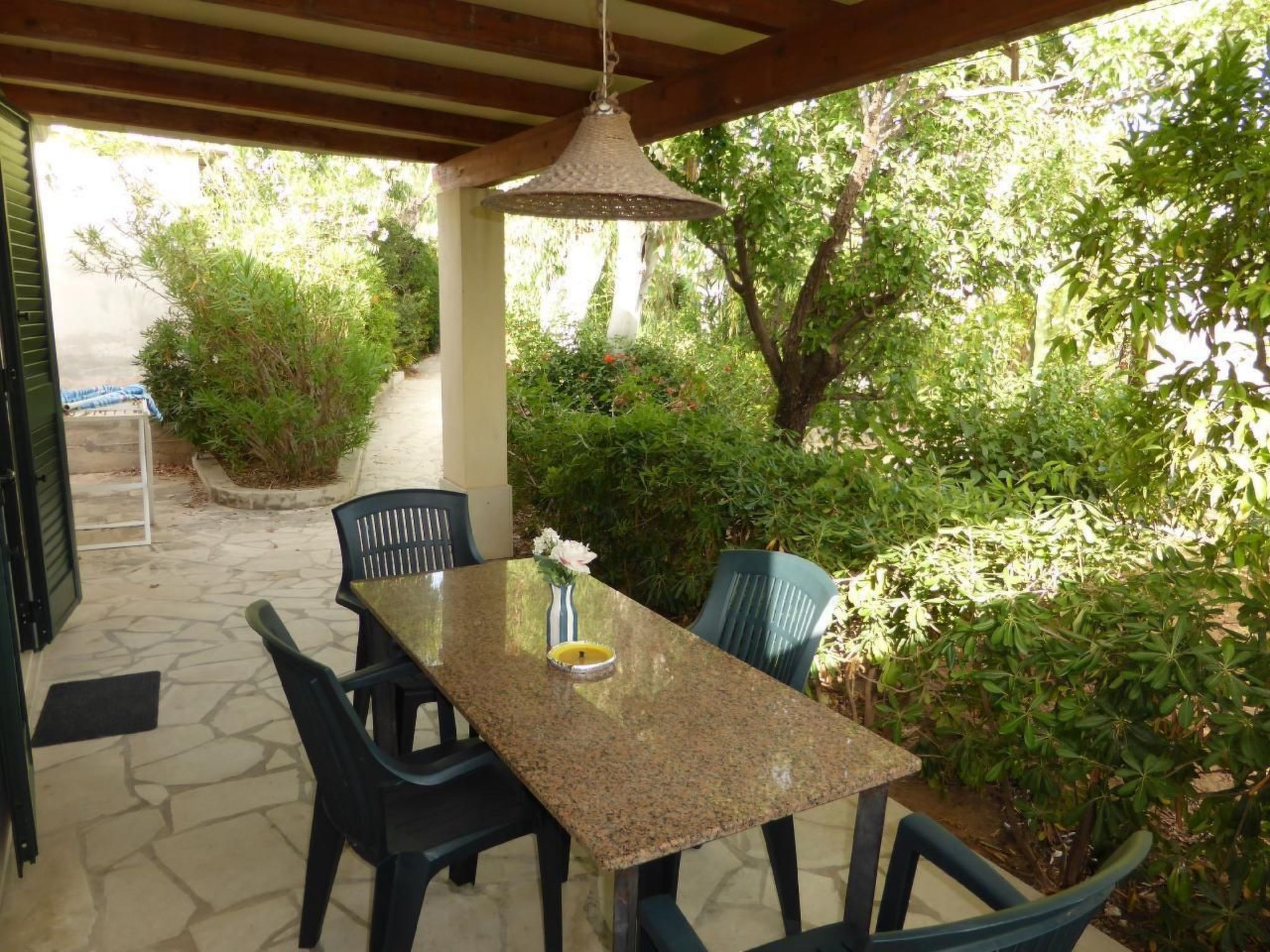 Schöner zentraler Bungalow direkt am Sandstrand auf Sizilien-Binnen