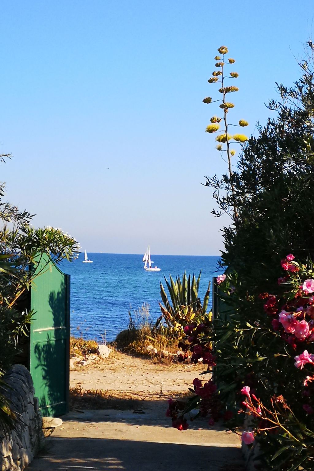 Kleines ruhiges Ferienhaus direkt am Meer-Binnen