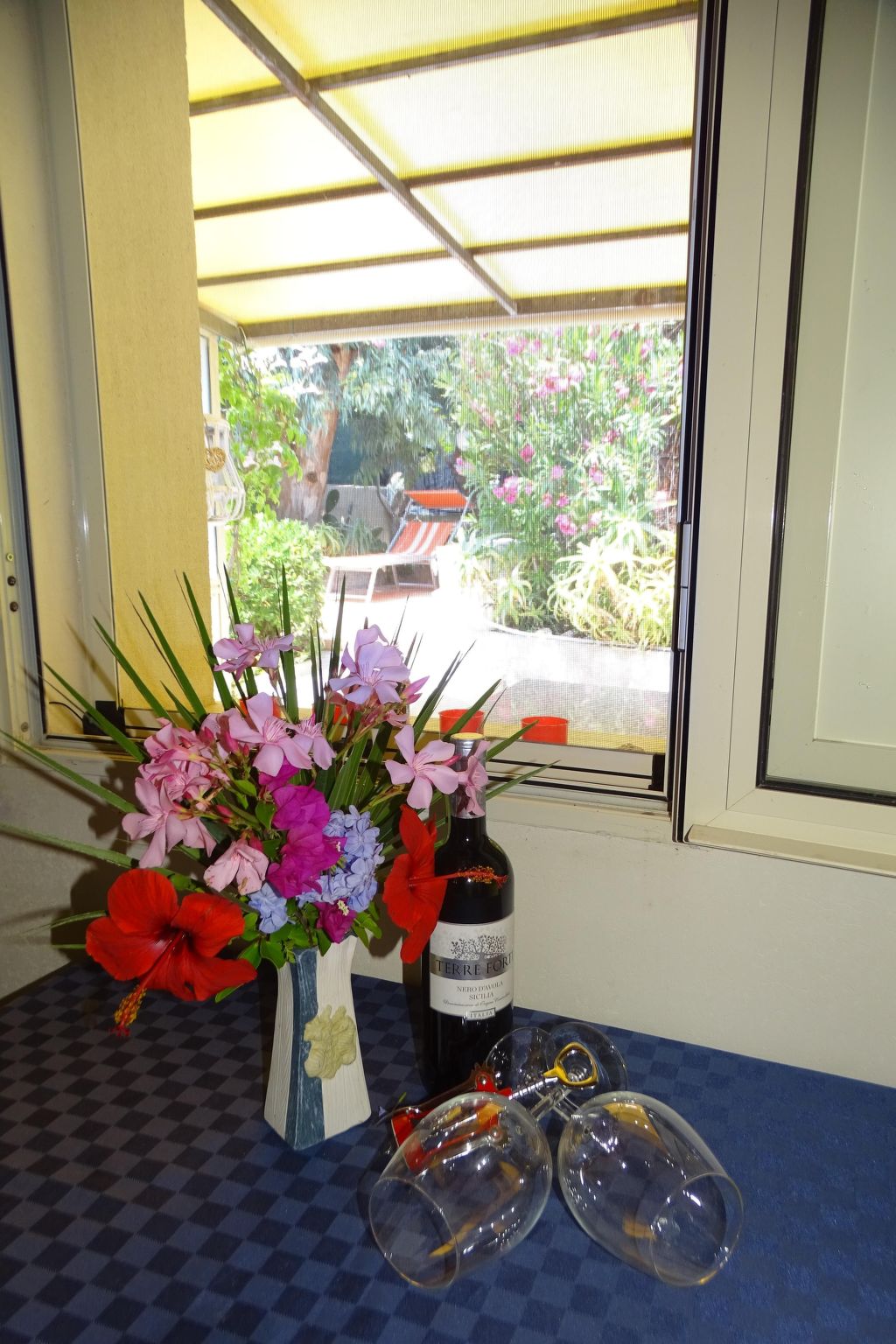 Kleines ruhiges Ferienhaus direkt am Meer-Binnen