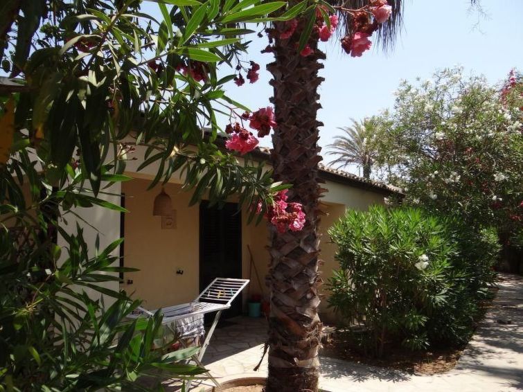 Centraal gelegen vakantiehuis La Perla 5 in Marina di Modica in Marina di Modica
