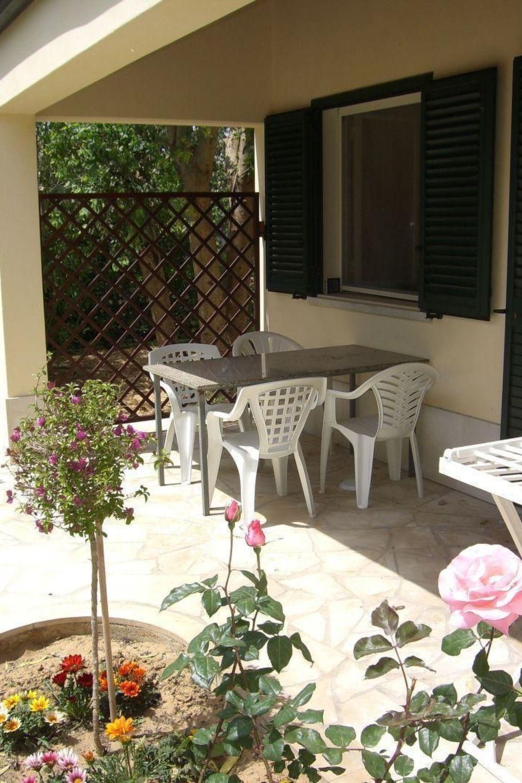 Schöner Bungalow direkt am Sandstrand auf Sizilien-Inside