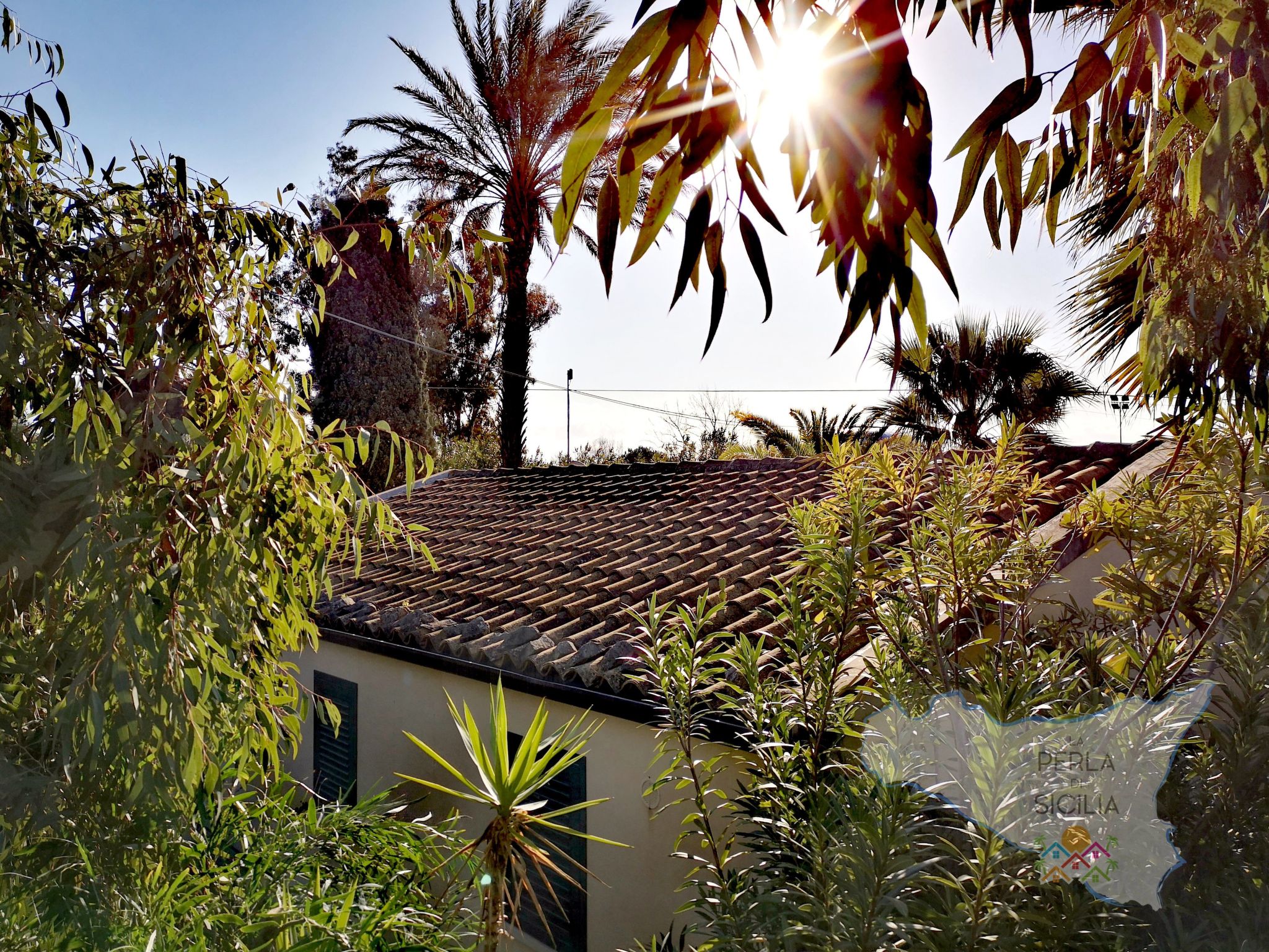 Schöner Bungalow direkt am Sandstrand auf Sizilien-Binnen