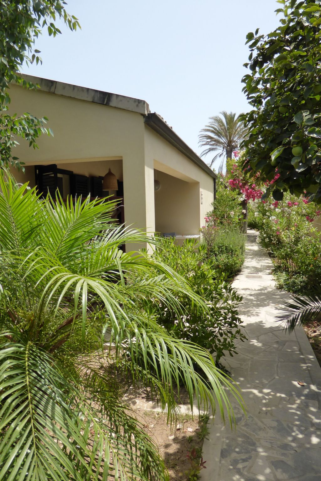 Schöner Bungalow direkt am Sandstrand auf Sizilien-Binnen