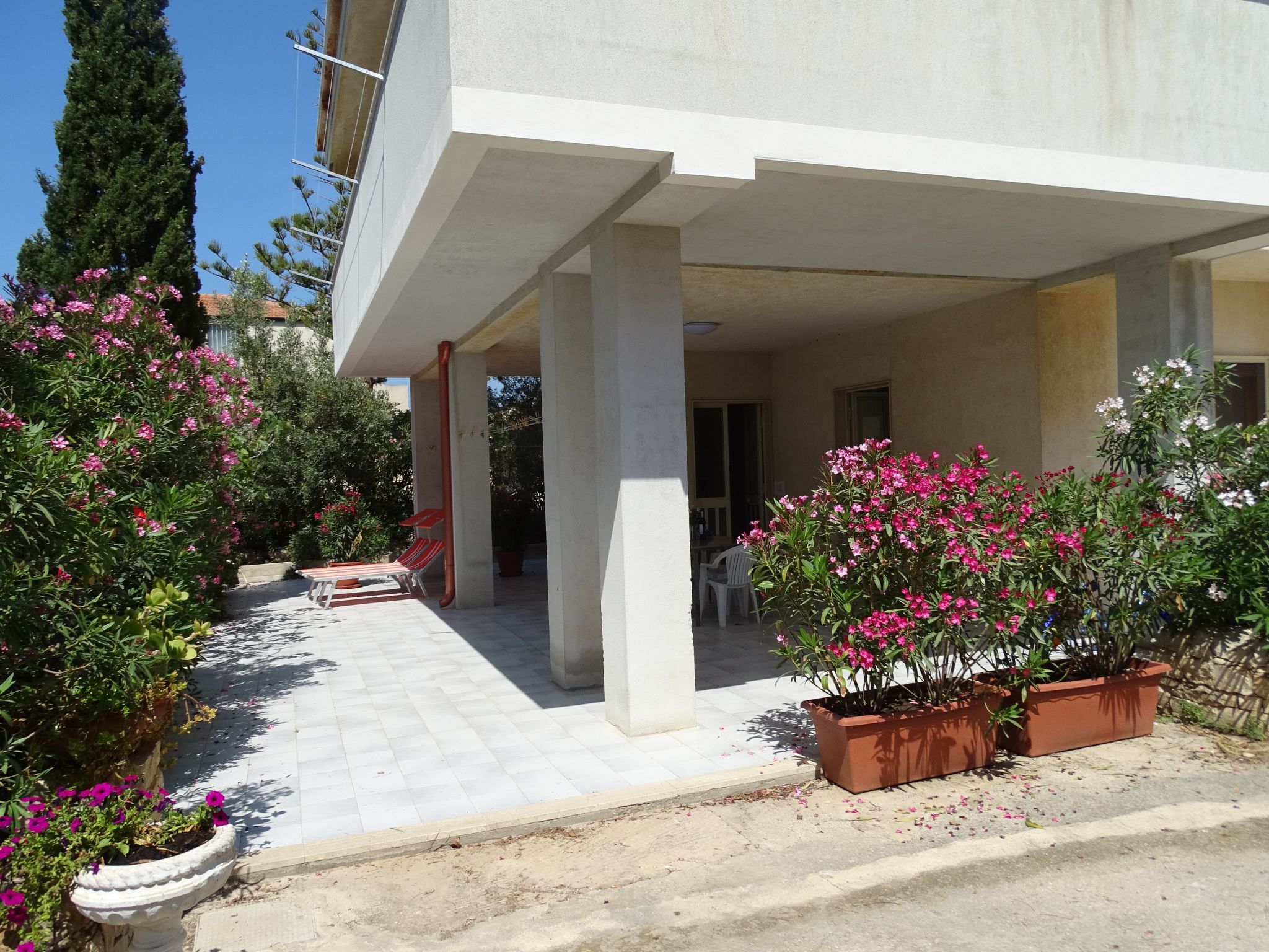 Mit grosser Terrasse direkt am Meer-Binnen