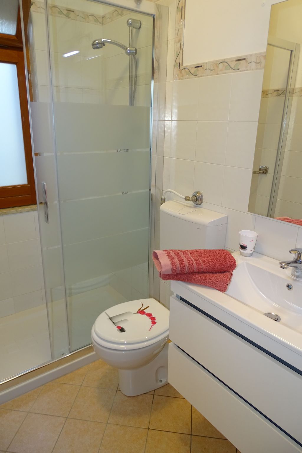 Mit grosser Terrasse direkt am Meer-Binnen