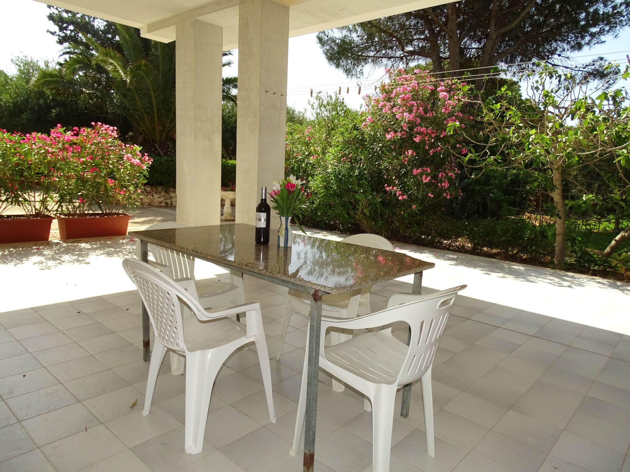 Mit grosser Terrasse direkt am Meer-Binnen