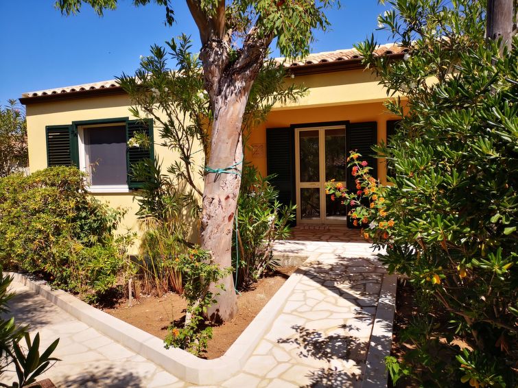 Centraal gelegen vakantiehuis aan zee in Marina di Modica · 65 m² in Marina di Modica