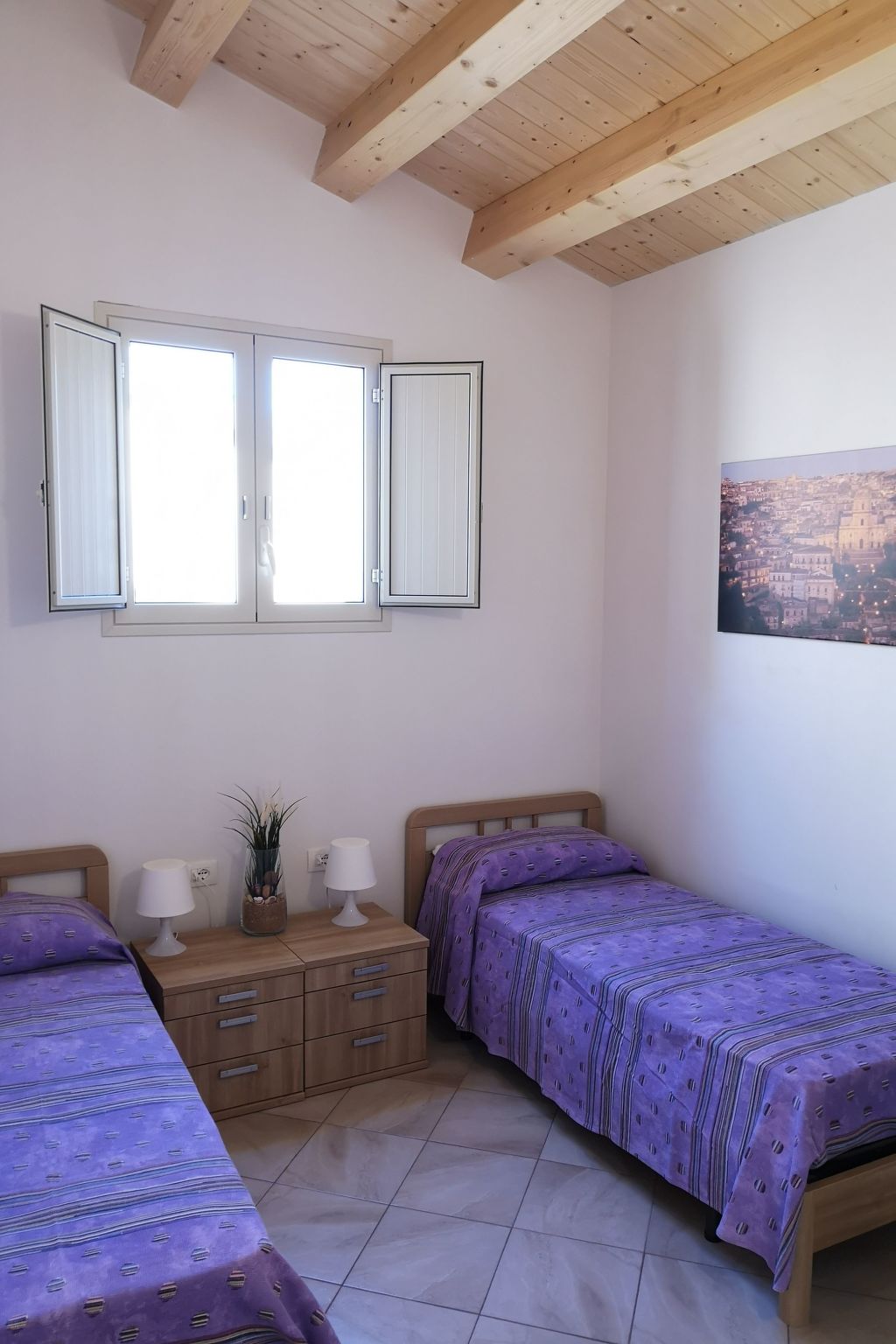 Schöner, neuer und zentraler Bungalow direkt am Sandstrand auf Sizilien-Binnen