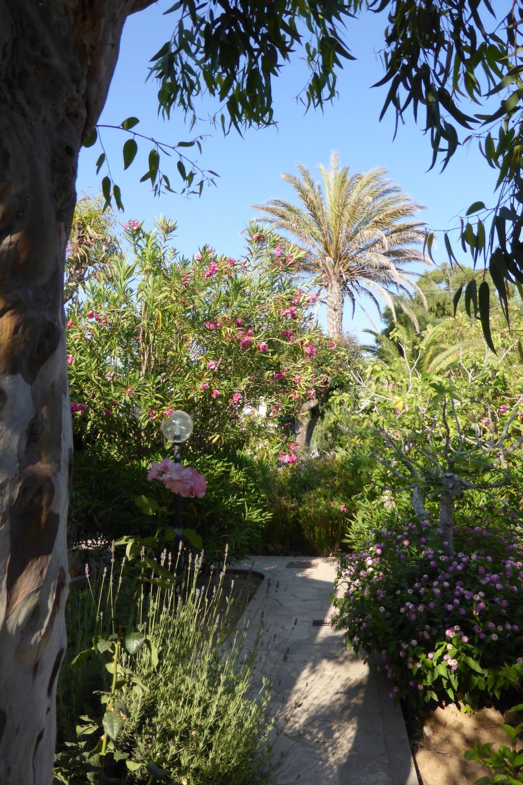 Schöner, neuer und zentraler Bungalow direkt am Sandstrand auf Sizilien-Binnen