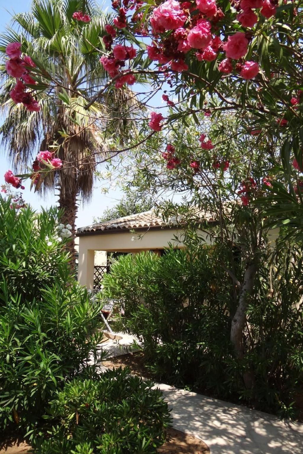 Schöner zentraler Bungalow direkt am Sandstrand auf Sizilien-Dedans